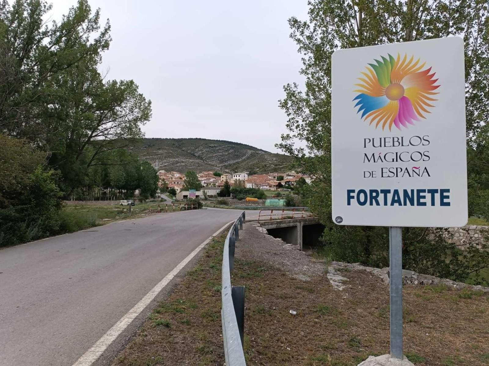 Apartamentos De Turismo Rural La Rocha Fortanete Ngoại thất bức ảnh
